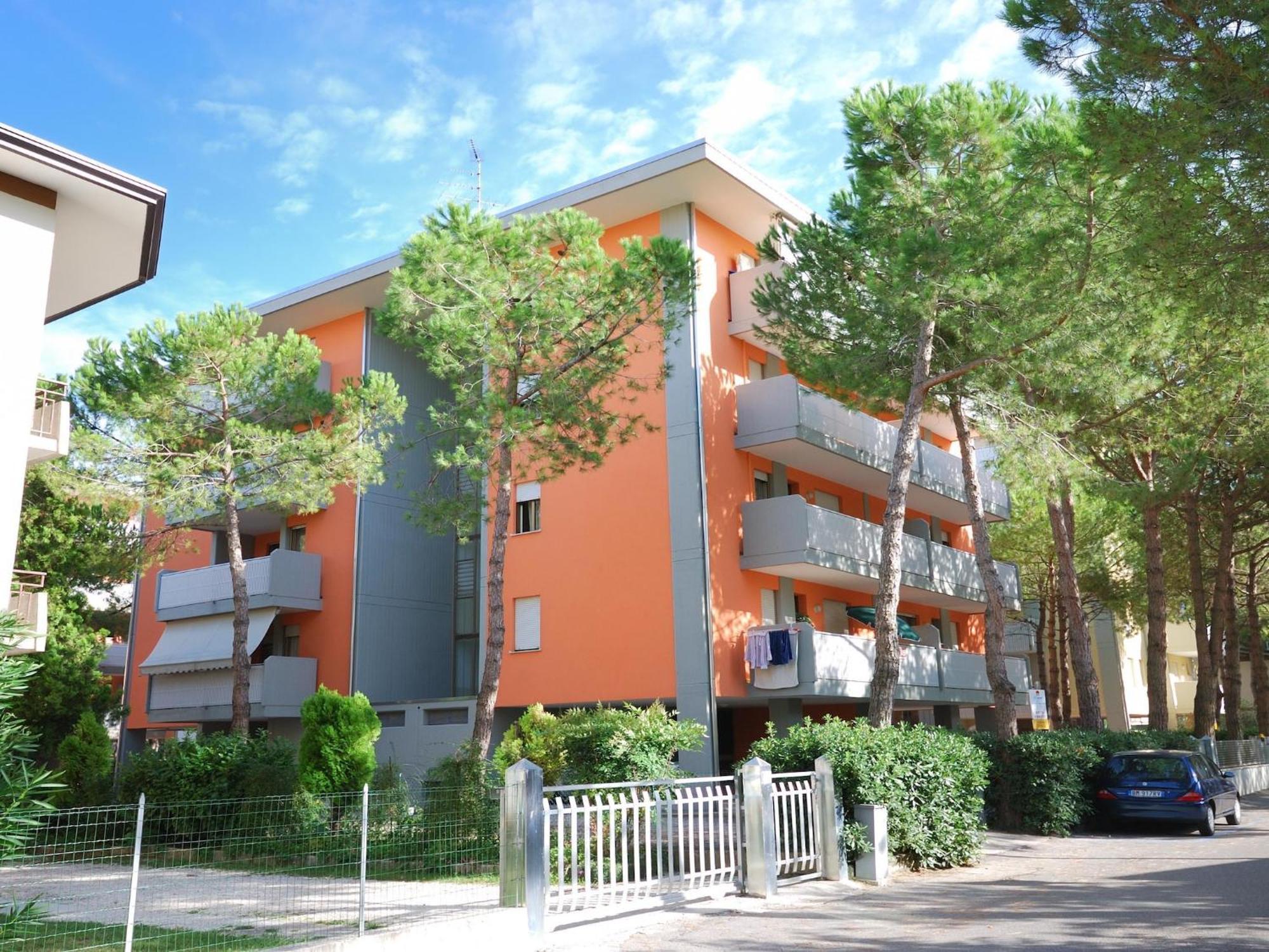 Apartment In Bibione Near Sea Beach Экстерьер фото